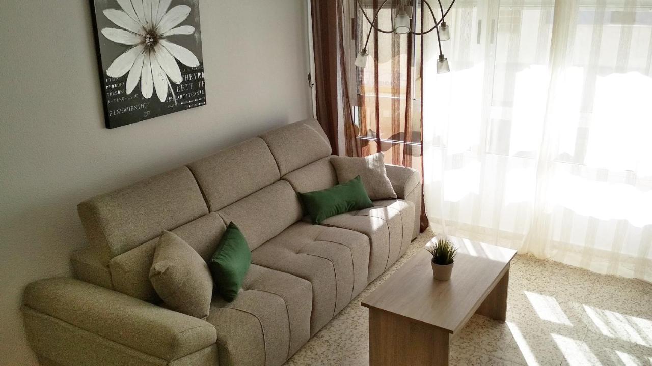 Apartamento Villa De Rota - Vista Mar, 135M2, Terraza, Sat Tv Y Mas Exterior photo